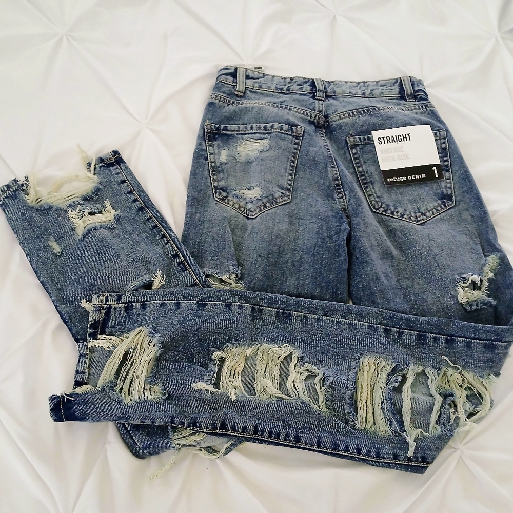 Refuge 1 Blue Distressed Straight Leg Jeans New